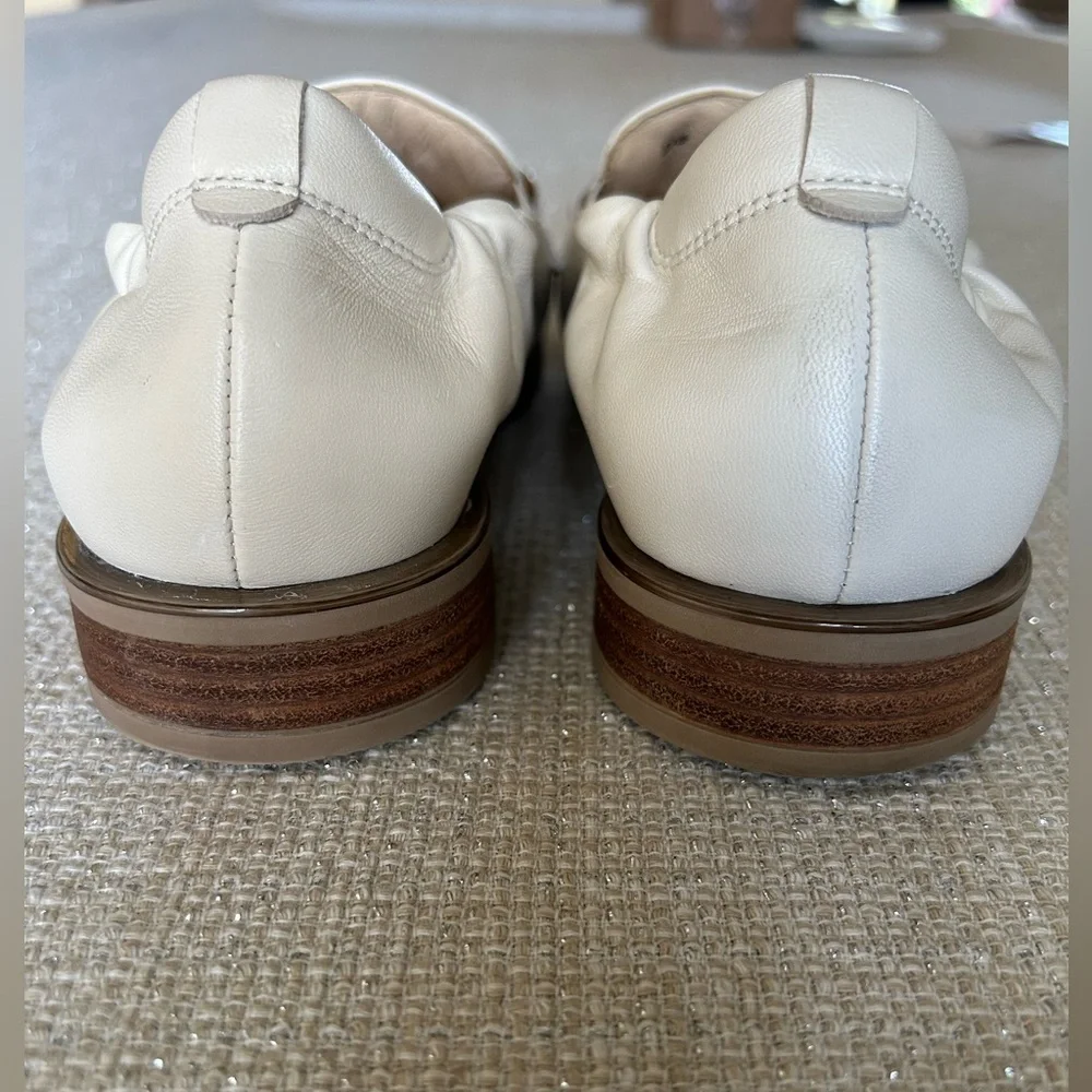 Softwaves Gali Loafer Creme Cream with Link Accents size 7 7.5